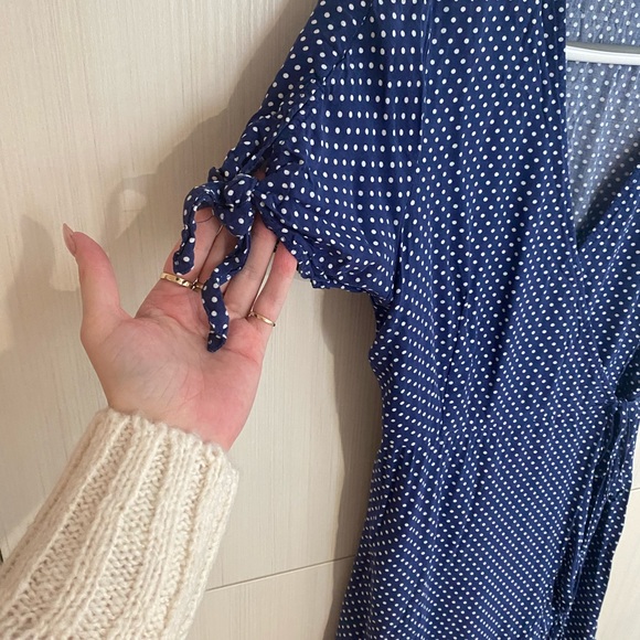 HONEY Polka dot wrap dress - Picture 2 of 8